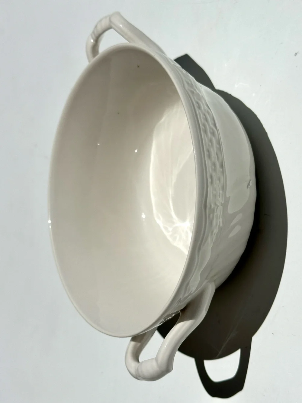 Rare! MIKASA Renaissance White Double-Handled Flat Cream Soup Bowl, 4 3/4”